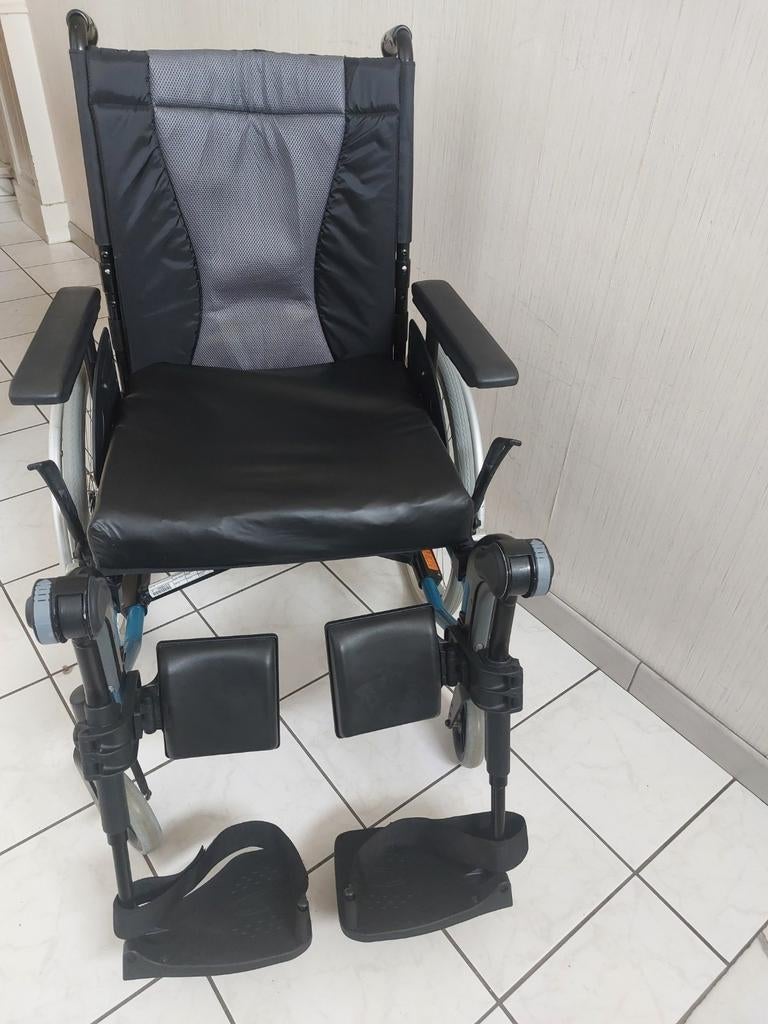 Chaise roulante, Divers, Chaises roulantes