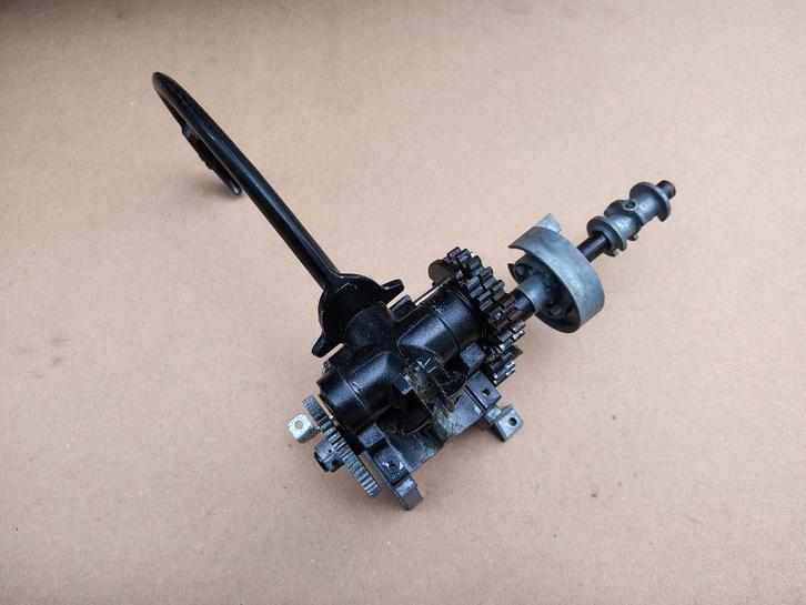 Gripper Arm/ Mechaniek Rock- Ola 418S (1964) jukebox, Collections, Machines | Jukebox, Envoi