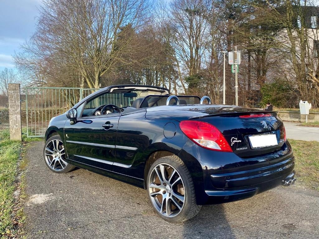 Peugeot 207cc Cabrio *Black & White* Belle + Entretenue, Autos, Cuir, Euro 5, Achat, Cabriolet