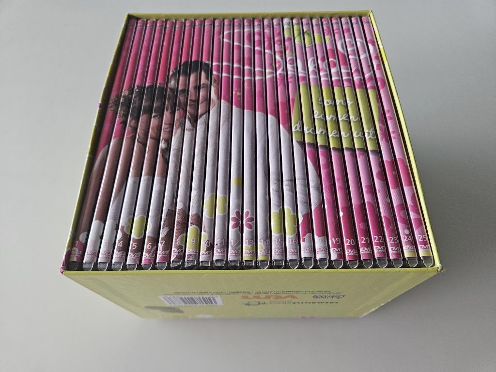 Complete TV serie : Sara (25 DVD's), Enlèvement ou Envoi