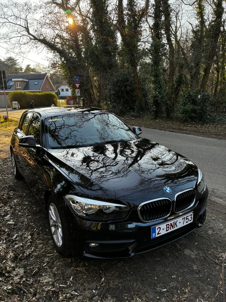Bmw 116d efficient dynamics, Auto's, BMW, Zwart, 5 deurs, Particulier, Dealer onderhouden