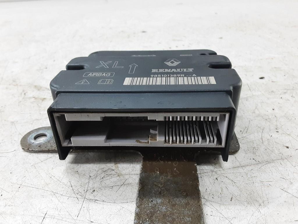 COMPUTER AIRBAG Renault Clio IV (5R) (985101389R--A), Gebruikt, Renault, Mevr. I. Hauben, Rue de l'Espoir 34 34
4030  GRIVEGNÉE, BE