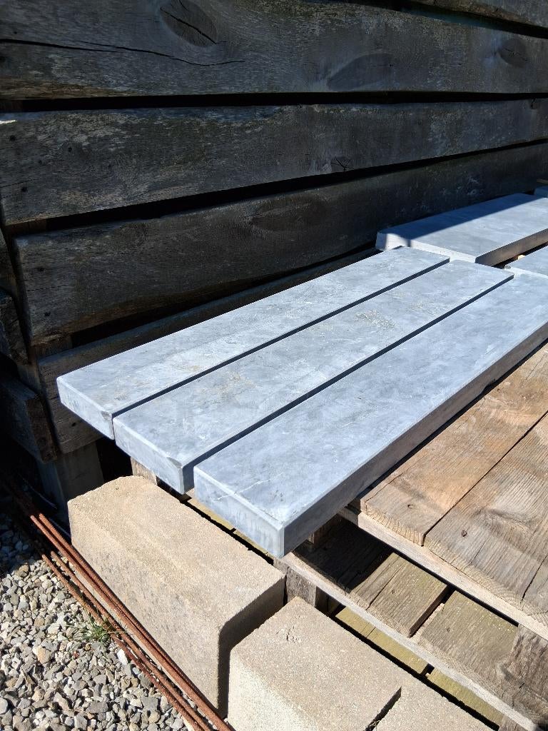 Bordures pierre bleue, Enlèvement, Neuf