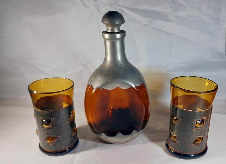 2 verres de Felipe Derflingher et une carafe de Royal Hollan, Antiquités & Art, Antiquités | Services (vaisselle) pièces, Enlèvement ou Envoi