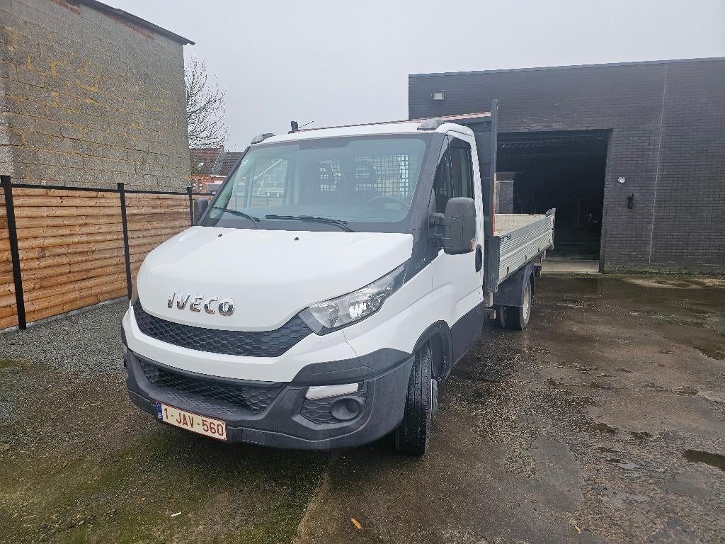 Camionette Iveco, Euro 5, Achat, Boîte manuelle, Noir
