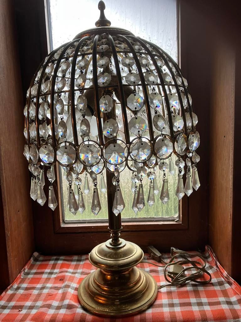 Tafellamp in kristal, Enlèvement