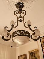 Lustre Art Nouveau (1910-1920), Enlèvement