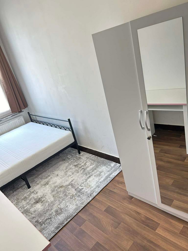 Chambre à louer 450€ TTC, Immo