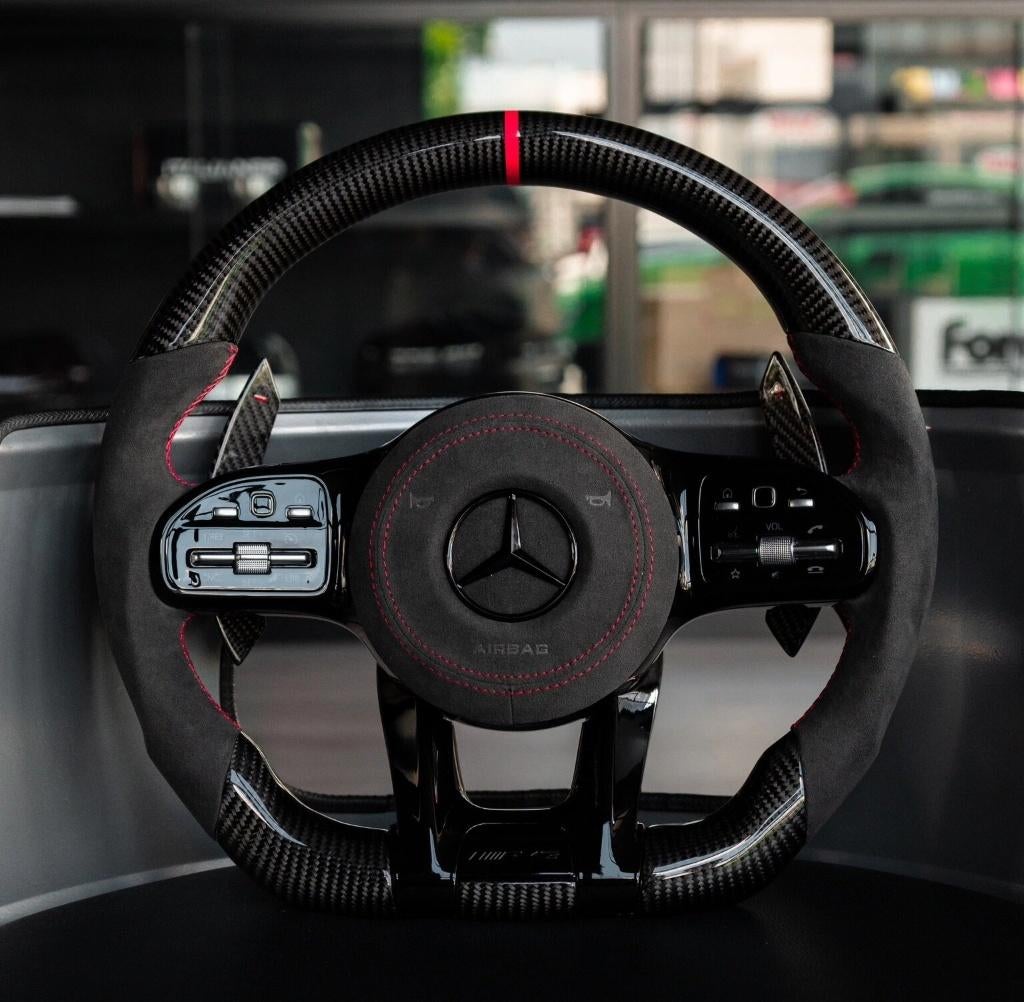 Le volant en carbone Alcantara Mercedes complète la mise AMG, Enlèvement ou Envoi, Neuf, Mercedes-Benz