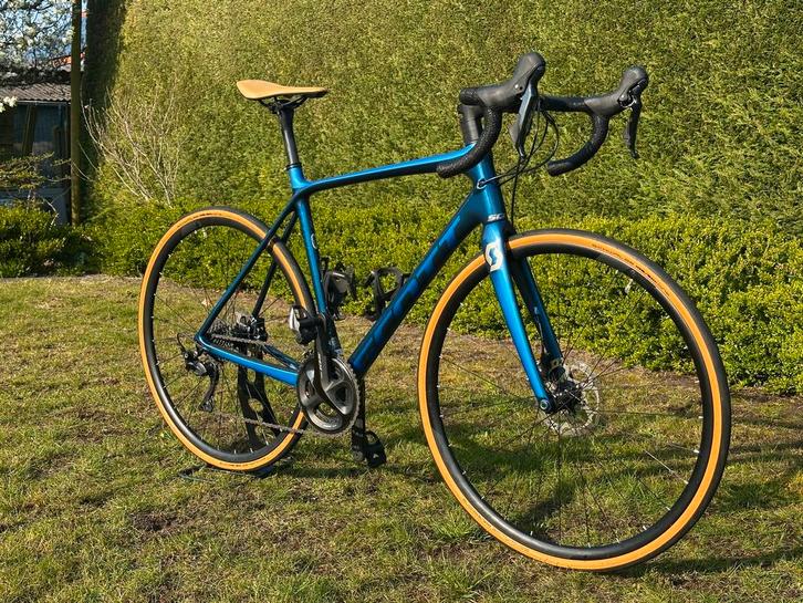 Scott Addict 20 disk Carbon Shimano, Fietsen en Brommers, Fietsen | Racefietsen, Zo goed als nieuw, Carbon, Ophalen