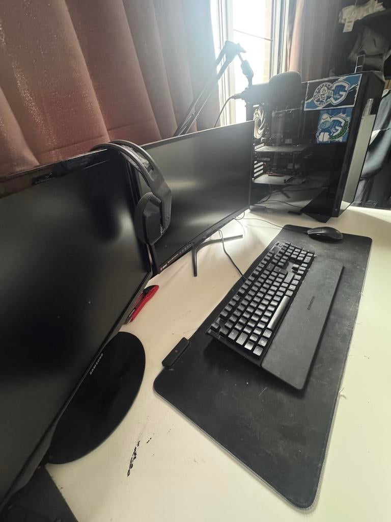 Gaming pc + setup, Computers en Software, Desktop Pc's, Ophalen, Zo goed als nieuw, Gaming