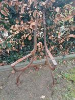 Antiek gietijzeren tuinbankonderstel, Ophalen, Gebruikt