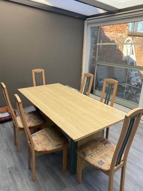 Tafel met 6 stoelen Gratis, Huis en Inrichting, Tafels | Eettafels, Ophalen, Gebruikt