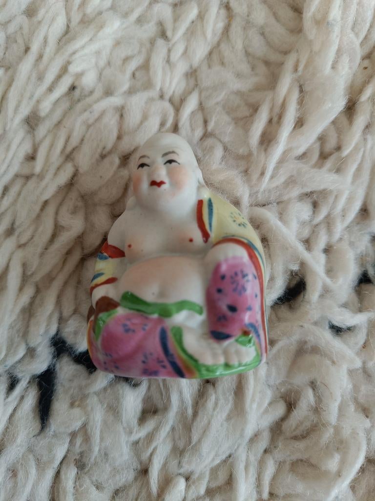 Klein beeldje porselein boeddha, Huis en Inrichting, Woonaccessoires | Boeddhabeelden, Ophalen