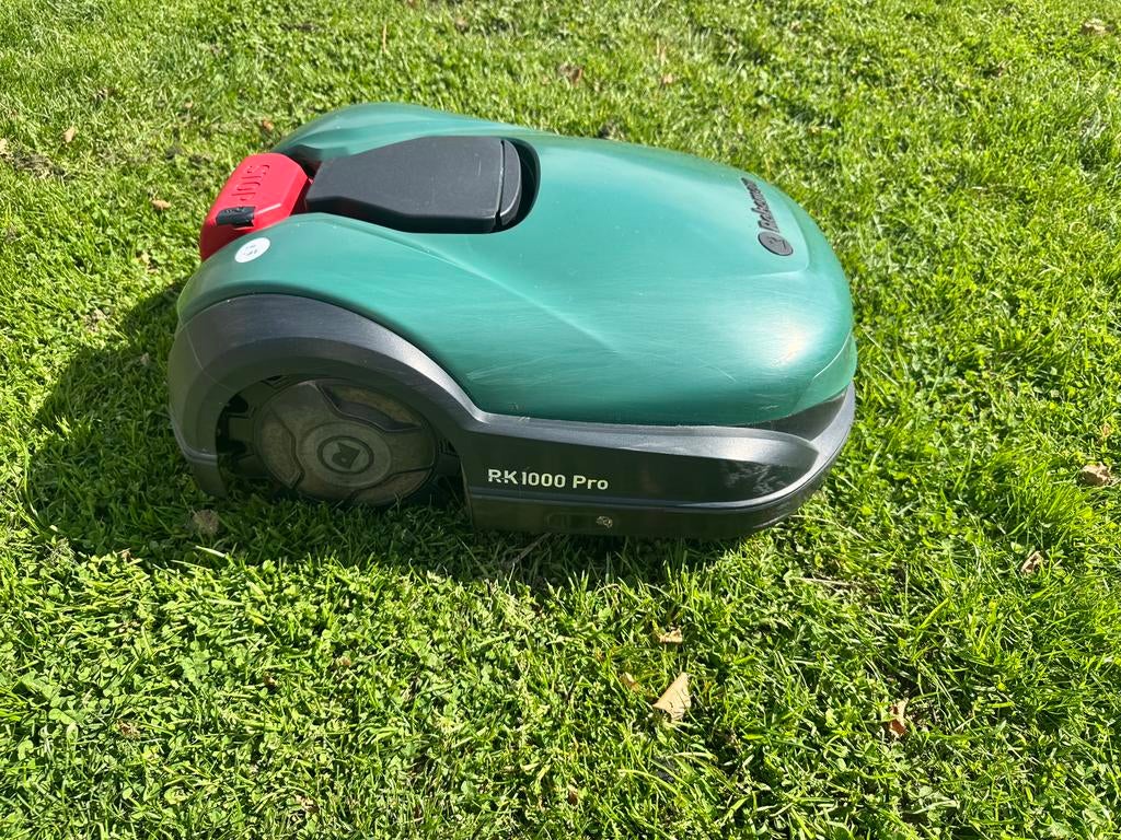 Robomow RK1000 Pro + laadstation, Ophalen, Gebruikt, Robomow, Bestuurbaar via app