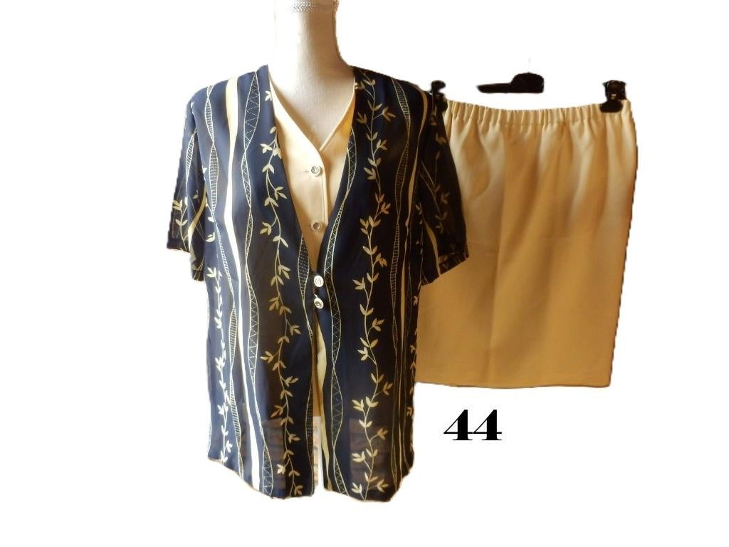(2) -ensemble jupe et blouse femme t.44 bleu jaune classic-, Kleding | Dames, Jasjes, Kostuums en Pakken, Kostuum of Pak, Blauw