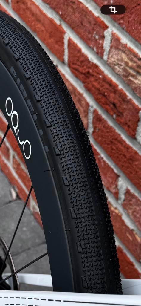 Pirelli vouwband - Cinturato All Road 700x35C, Fietsen en Brommers, Fietsonderdelen, Zo goed als nieuw, Racefiets, Band, Ophalen of Verzenden