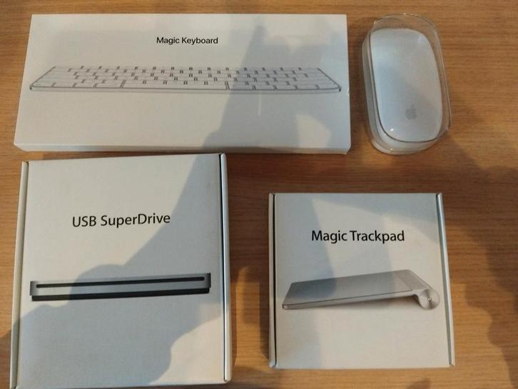 Apple magic mouse, keyboard, trackpad en superdrive, Informatique & Logiciels, Apple Desktops, Enlèvement ou Envoi