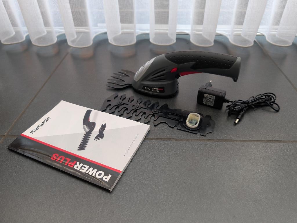 Accu Gras- & Heggenschaar Powerplus 7.2V, Jardin & Terrasse, Taille-haies, Comme neuf, Batterie, Enlèvement