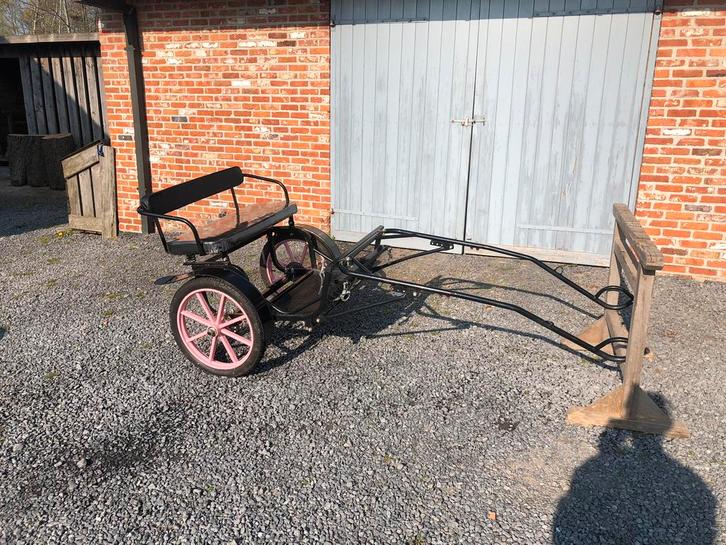 Roze sulky+tuig te koop, Dieren en Toebehoren, Rijtuigen en Koetsen, Gebruikt, Sulky, Pony