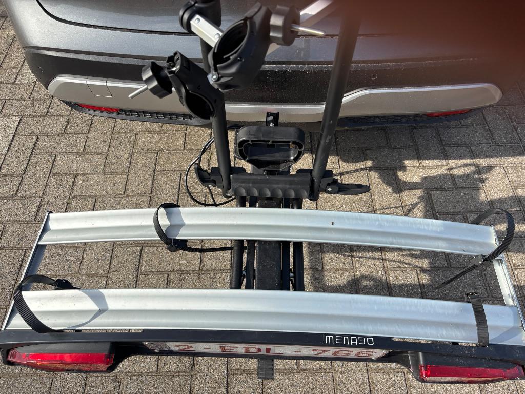 Fietsdrager, Ophalen, 2 fietsen, Zo goed als nieuw, Trekhaakdrager