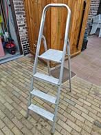 Aluminium trapladder 90 cm, Doe-het-zelf en Bouw, Ladders en Trappen, Ophalen, Gebruikt, Ladder, Opvouwbaar of Inschuifbaar