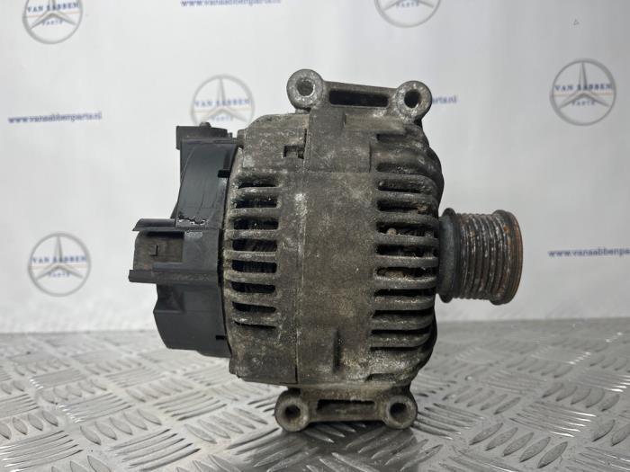 Dynamo van een Mercedes Vito, Auto-onderdelen, Motor en Toebehoren, Mercedes-Benz, Gebruikt, 3 maanden garantie
