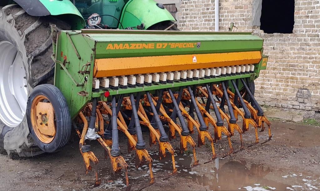 Amazone d7 special zaaimachine., Ophalen
