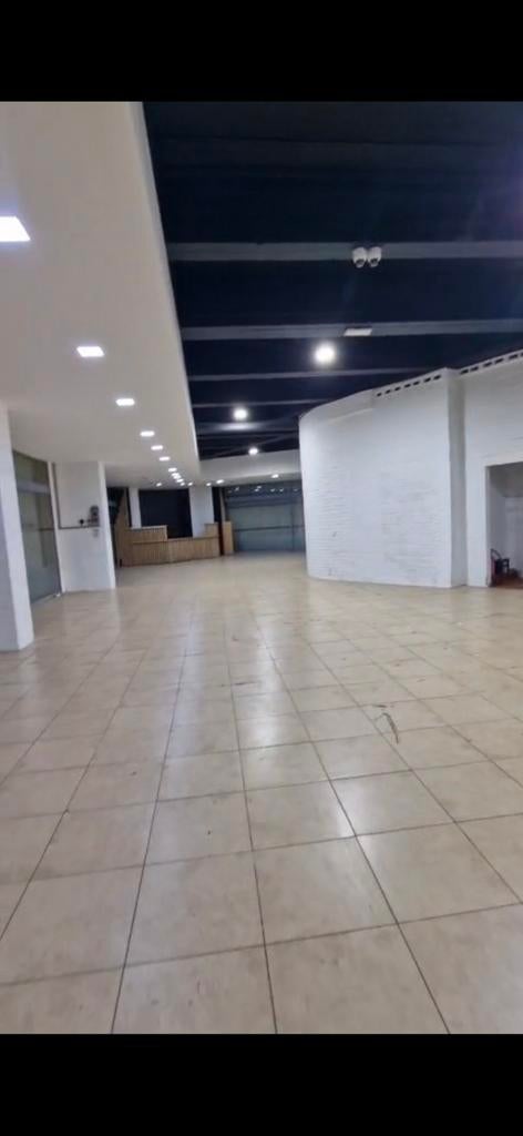 Dépôt à louer centre ville Brussels, Immo, Garages & Places de parking, Bruxelles