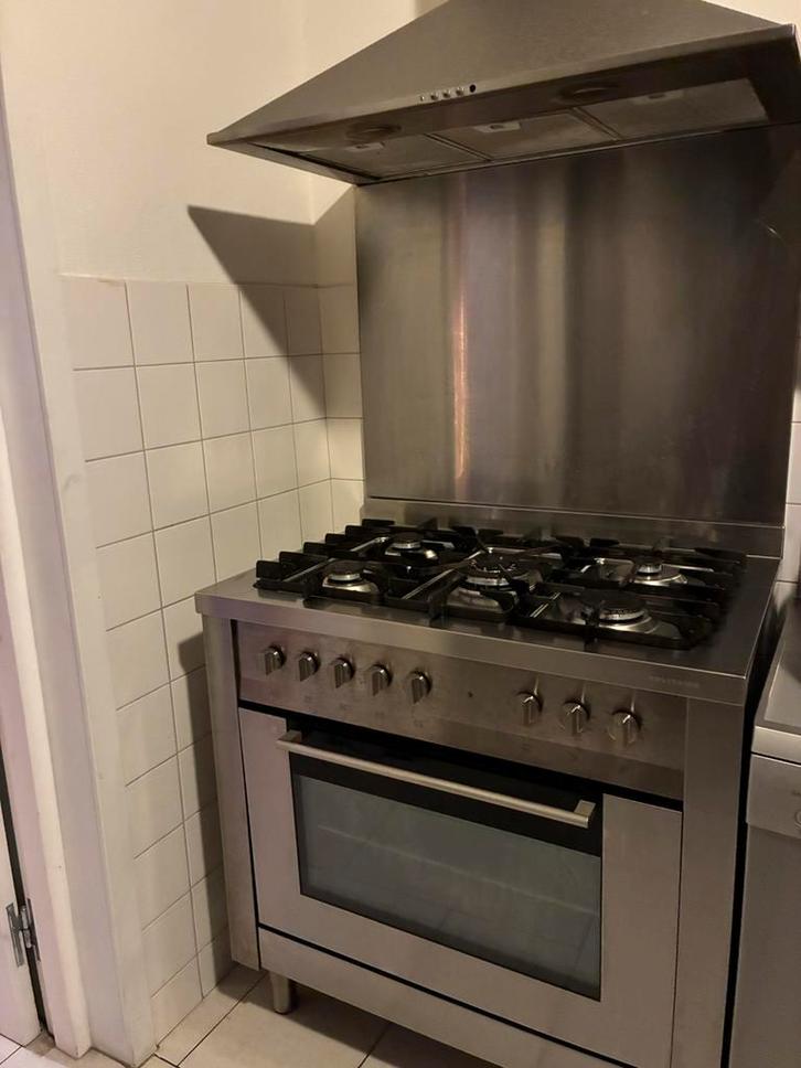 Cuisinière à gaz à 5 brûleurs + dosseret + extracteurcomplet, Electroménager, Cuisinières, Utilisé, Autoportant, 5 zones de cuisson ou plus