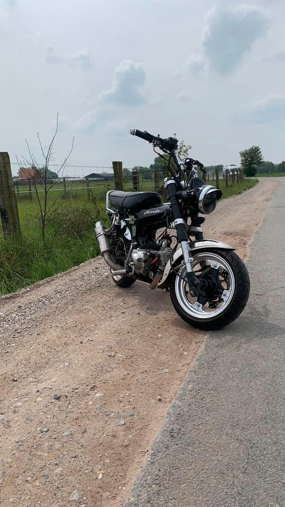 Dax 50cc b klasse, Fietsen en Brommers, Brommers | Honda, Gebruikt, Overige modellen, Klasse B (45 km/u), Ophalen