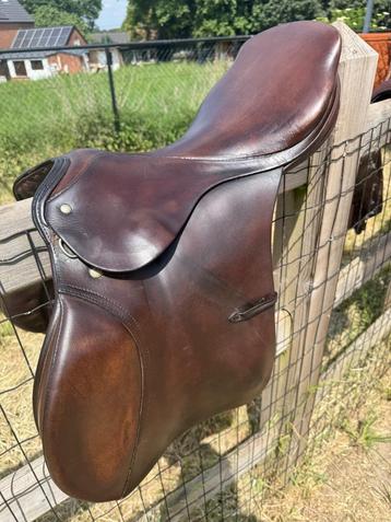 springzadel 18 inch  beschikbaar voor biedingen