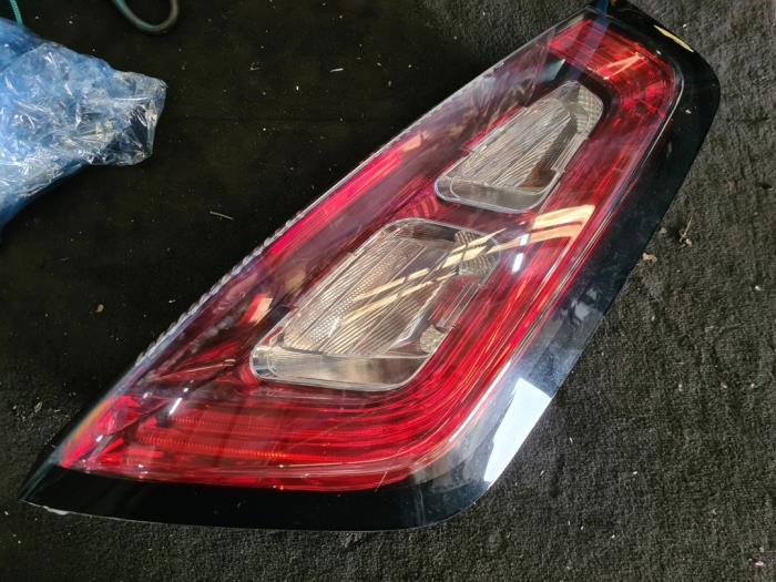 Feu arrière droit d'un Fiat Punto Grande, -, 3 mois de garantie, Utilisé, Fiat