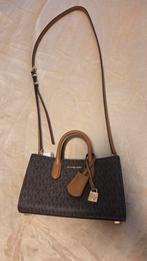 Michael kors handtas, Ophalen