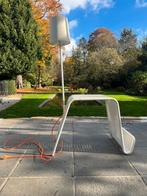 Nachtkastje met lampje, Huis en Inrichting, Ophalen, Gebruikt, Metaal of Aluminium, 55 tot 70 cm