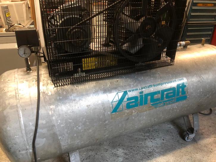 Compressor aircraft  500 l gegalvaniseerd luchttank, Doe-het-zelf en Bouw, Compressors, Gebruikt, Ophalen