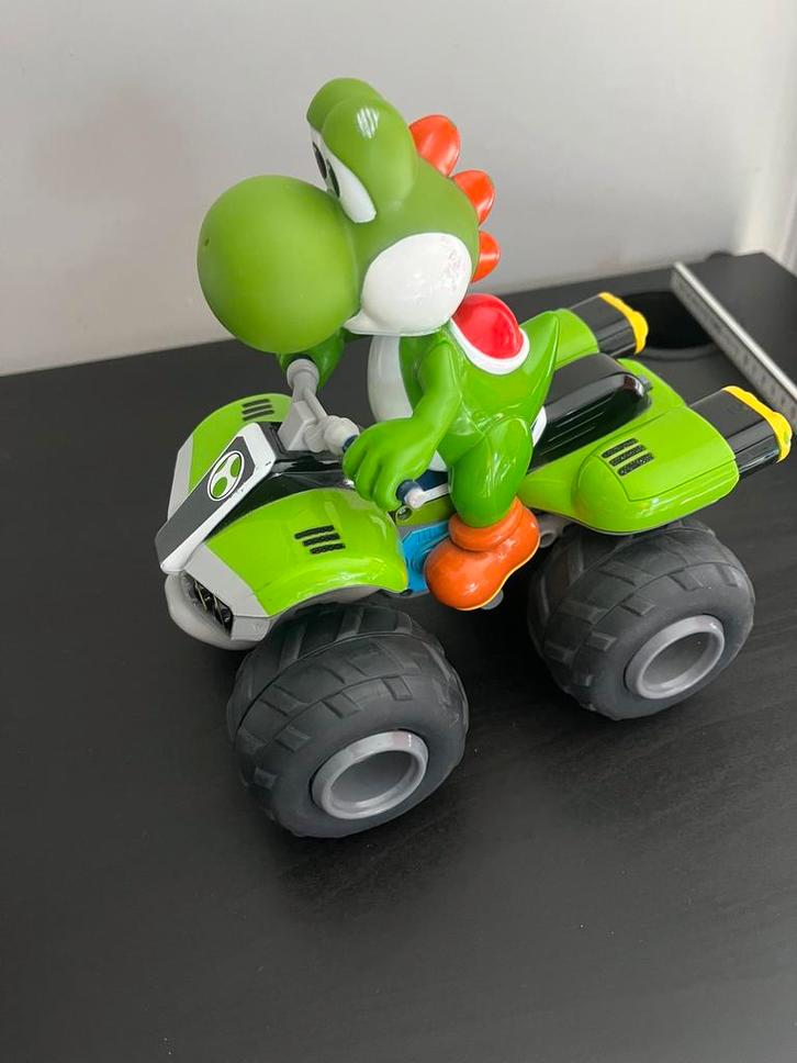 Carrera Mario Cart RC Yoshi 1/20, Kinderen en Baby's, Speelgoed |Speelgoedvoertuigen, Gebruikt, Afstandsbediening, Ophalen of Verzenden