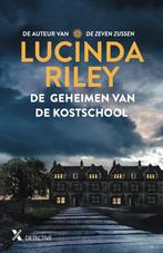 Te Koop Boek DE GEHEIMEN VAN DE KOSTSCHOOL Lucinda Riley, Boeken, Europa overig, Lucinda Riley, Ophalen of Verzenden, Zo goed als nieuw