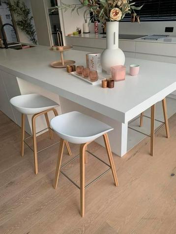 HAY barkruk h= 65cm beschikbaar voor biedingen