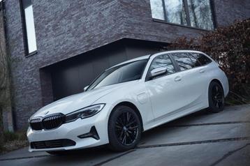BMW 320 e xDrive PHEV Laser/LiveCockpit/HUD/Carplay/ACC beschikbaar voor biedingen