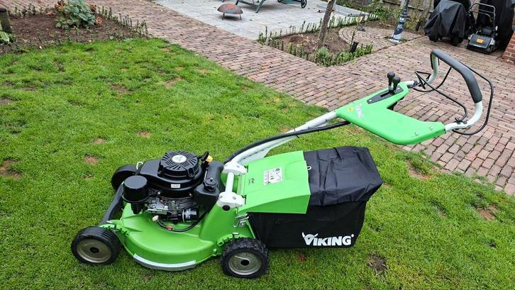Zware Viking Pro( stihl) 756 hydrostatic benzine grasmaaier., Tuin en Terras, Grasmaaiers, Zo goed als nieuw, Benzine-grasmaaier