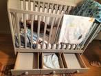 Babybed met lades, Ophalen, Zo goed als nieuw, Matras
