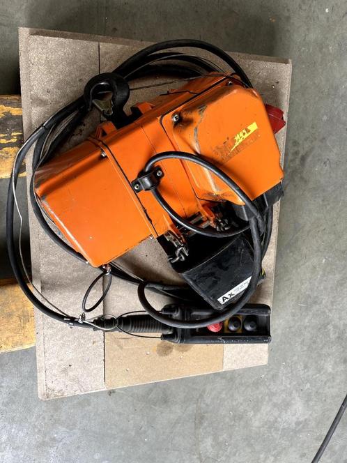kettingtakel 500kg en 1000kg loopkat, Doe-het-zelf en Bouw, Lieren en Takels, Gebruikt, Elektrisch, Ophalen