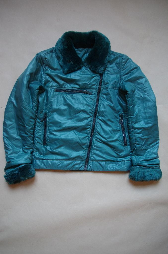 Jas van VdeV uit de jaren '70 met pels (maat 40), Kleding | Dames, Jassen | Winter, Zo goed als nieuw, Maat 38/40 (M), Groen, Ophalen of Verzenden