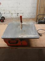 Zaagmachine met water, Doe-het-zelf en Bouw, Gereedschap | Zaagmachines, Ophalen
