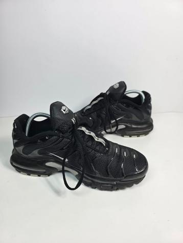 Nike Air Max Plus TN Triple Black Sneakers Size 44 beschikbaar voor biedingen