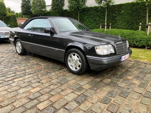 MERCEDES E 220 CABRIO    "52.000 km", Auto's, Mercedes-Benz, Bedrijf, Te koop, E-Klasse, Benzine, Cabriolet, 2 deurs, Automaat