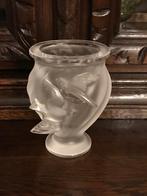 Vaasje Lalique, Enlèvement