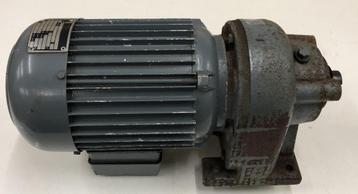 vertragingsmotor reductie motor 220/400 volt korte as beschikbaar voor biedingen