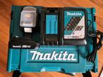 Chargeur Makita 18V avec deux batteries 2Ah, Bricolage & Construction, Outillage | Outillage à main, Enlèvement ou Envoi, Neuf